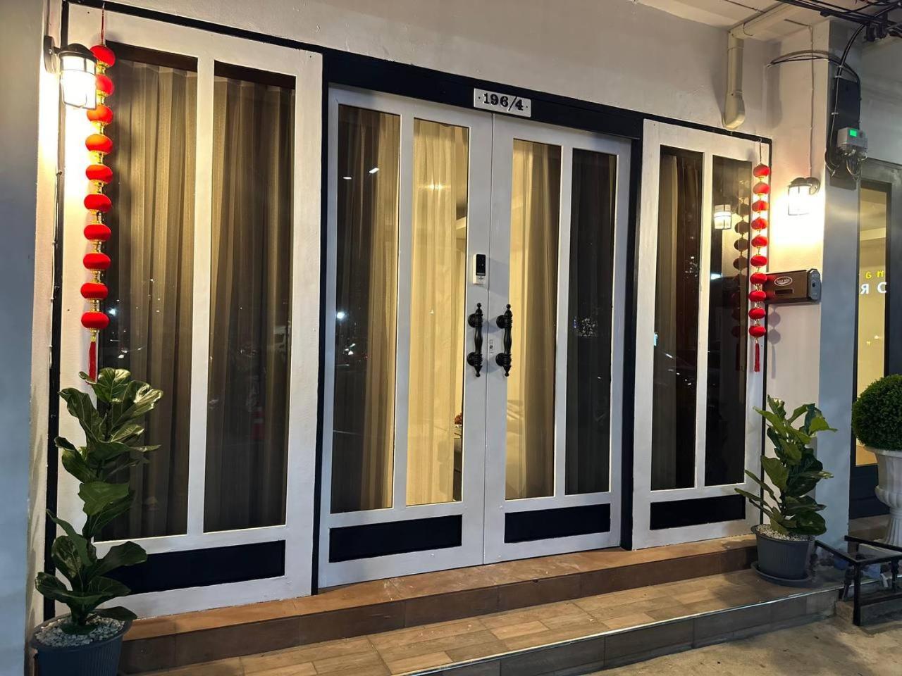Chris Jay @ Cnx Apartment เชียงใหม่ ภายนอก รูปภาพ